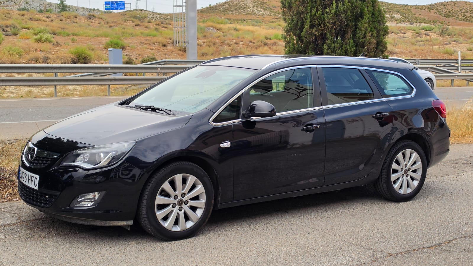 OPEL ASTRA 2011
