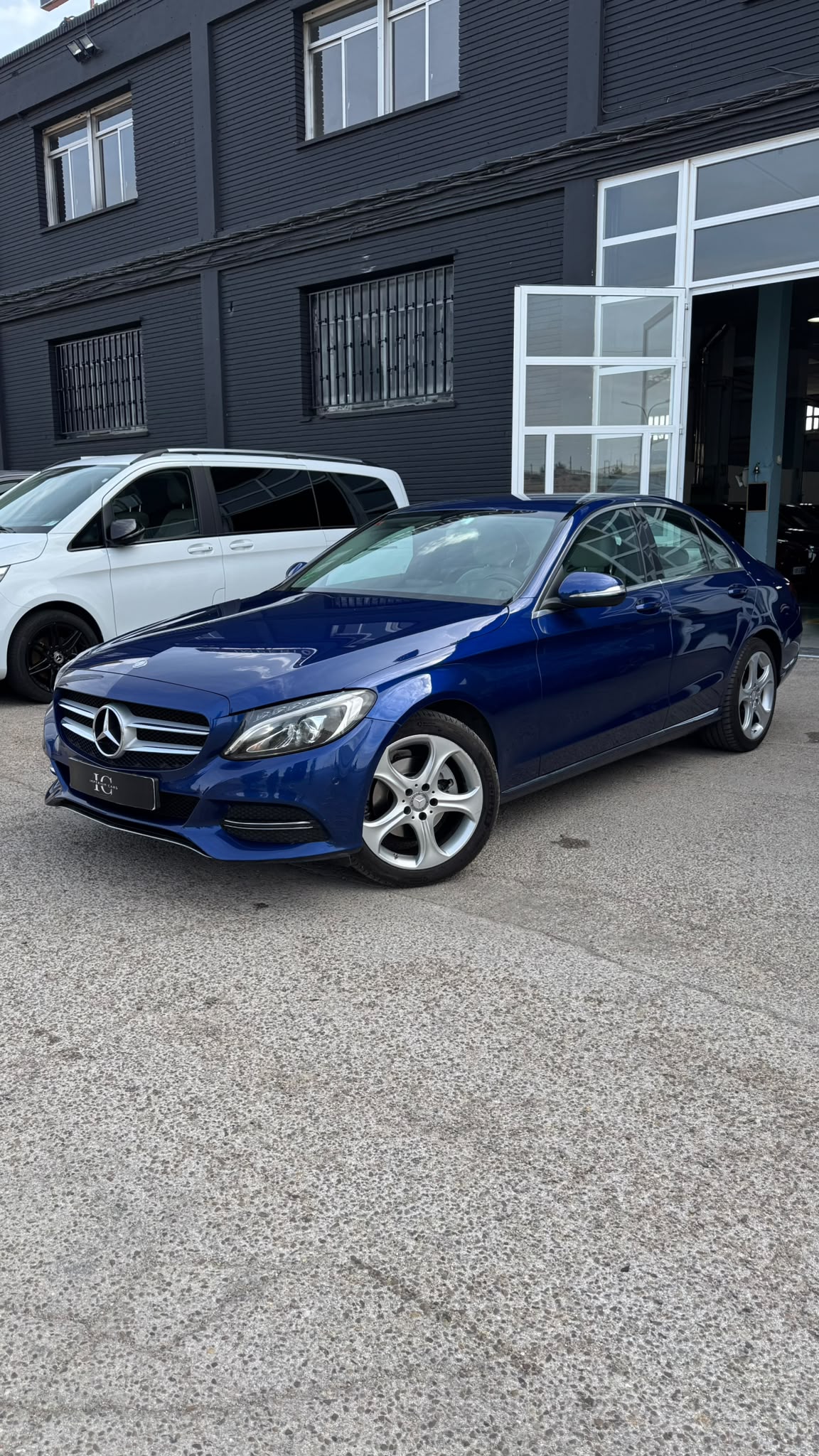 MERCEDES - BENZ C220 BLUETEC